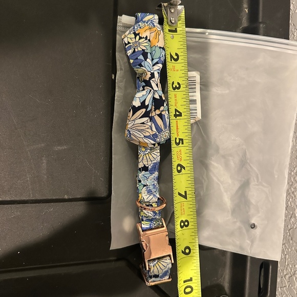 NWT Cute Floral Leash, Collar and Bow Set - Picture 5 of 7